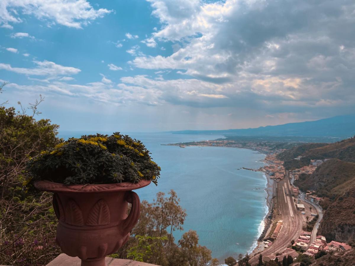 Kalimera Guest House Джардини-Наксос Экстерьер фото